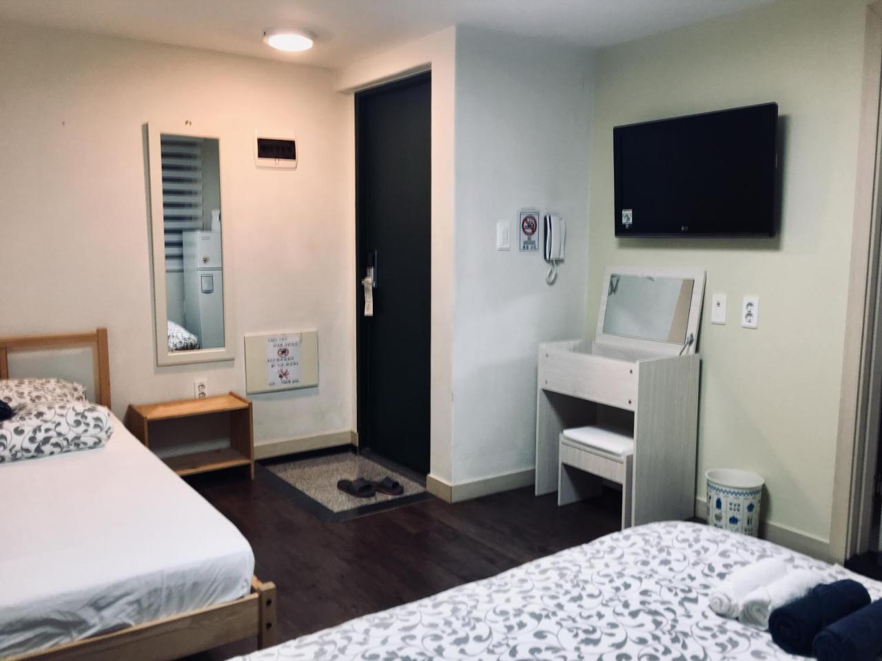 Hongdae Pencil Guesthouse Σεούλ Εξωτερικό φωτογραφία