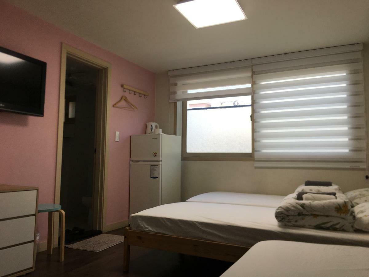Hongdae Pencil Guesthouse Σεούλ Εξωτερικό φωτογραφία