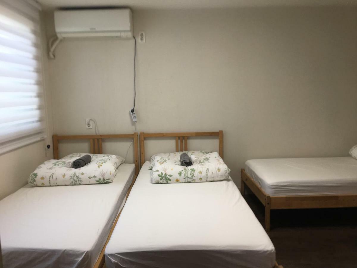 Hongdae Pencil Guesthouse Σεούλ Εξωτερικό φωτογραφία