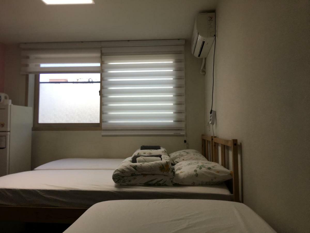 Hongdae Pencil Guesthouse Σεούλ Εξωτερικό φωτογραφία