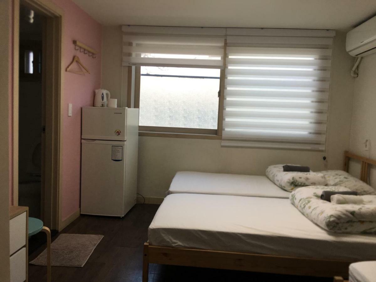 Hongdae Pencil Guesthouse Σεούλ Εξωτερικό φωτογραφία